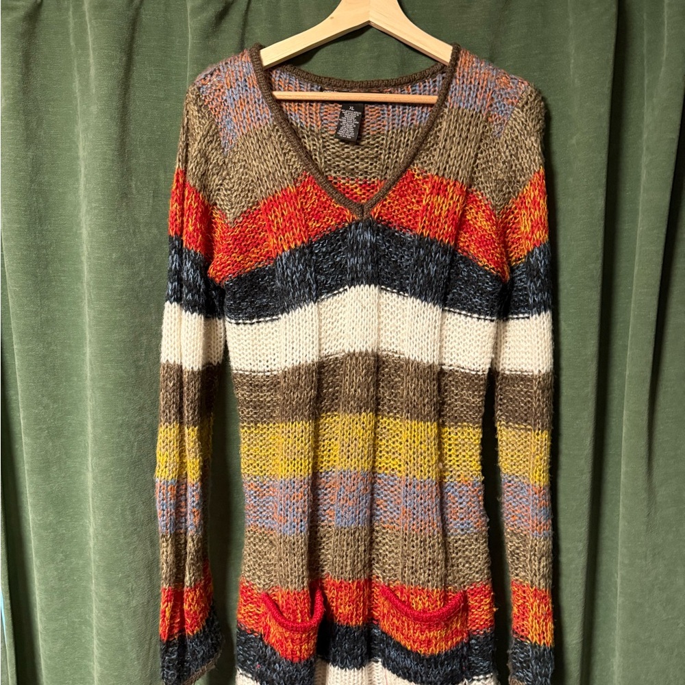 Multicolor Striped V-Neck Sweater